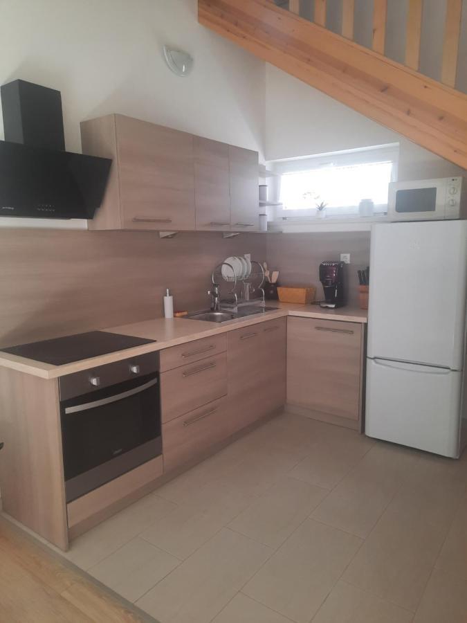 Livia Apartman Heviz Exterior photo